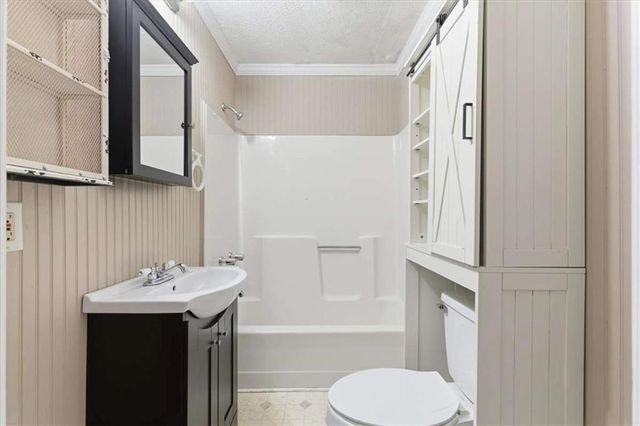 587 Whooping Creek Road, Carrollton, GA 30116