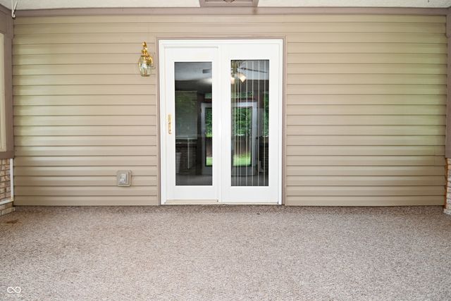 2644 Sunningdale Court, Indianapolis, IN 46234