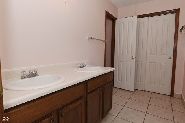 2644 Sunningdale Court, Indianapolis, IN 46234
