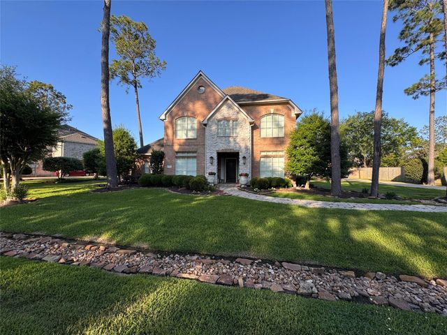 1011 Oak Park Lane, Friendswood, TX 77546