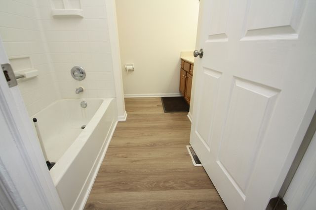 2969 Saganashkee Lane, Naperville, IL 60564