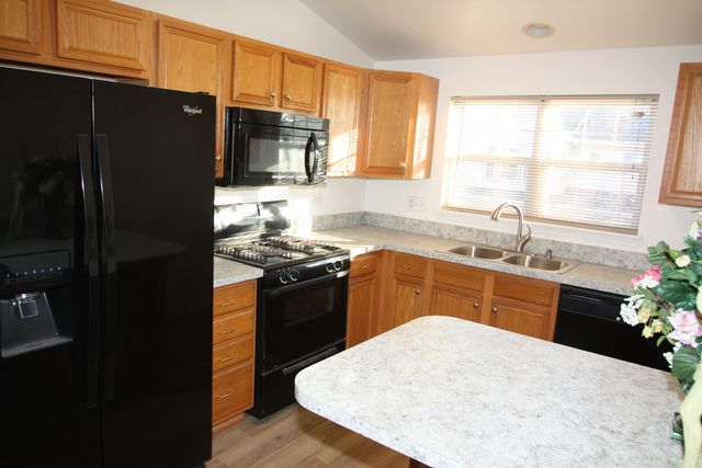 2969 Saganashkee Lane, Naperville, IL 60564