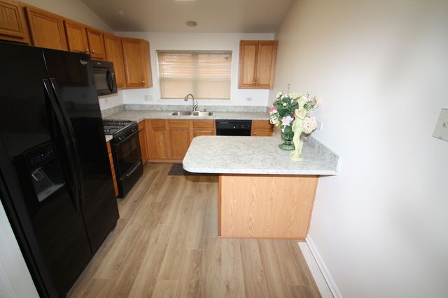 2969 Saganashkee Lane, Naperville, IL 60564