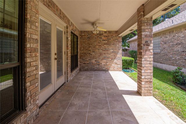 668 Sagewood PKWY, Seguin, TX 78155