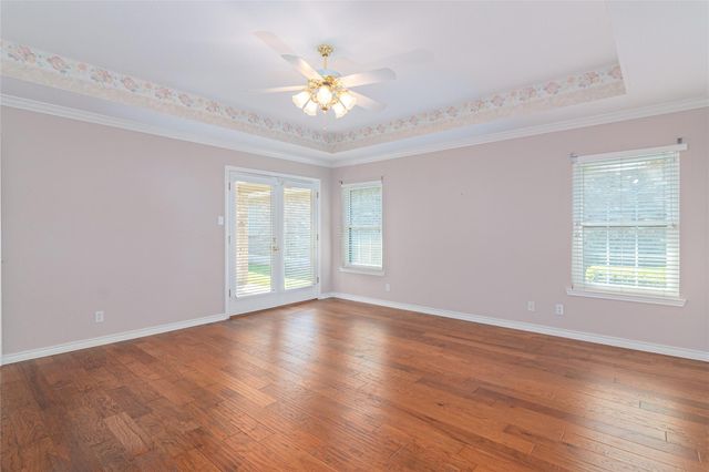668 Sagewood PKWY, Seguin, TX 78155