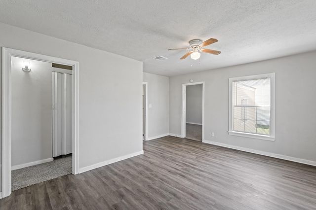 10922 Oswego Street, Jacinto City, TX 77029