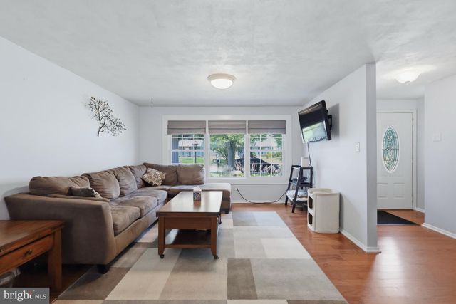 2523 LISA DR, Waldorf, MD 20601
