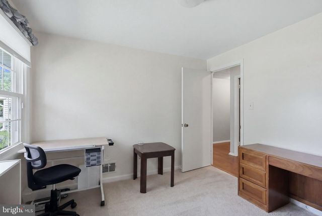 2523 LISA DR, Waldorf, MD 20601