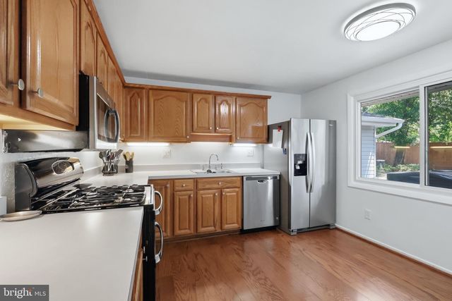 2523 LISA DR, Waldorf, MD 20601