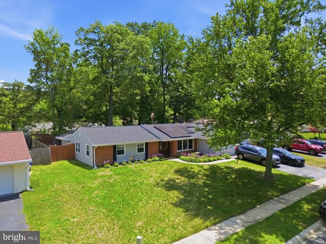 2523 LISA DR, Waldorf, MD 20601
