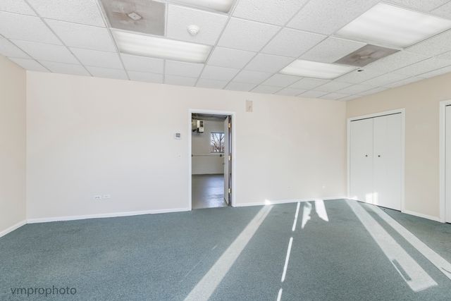 22290 N Hillview Drive 4A-B, Lake Barrington, IL 60010