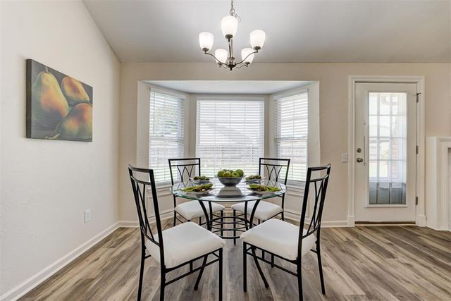 541 NW 169th Street, Edmond, OK 73012