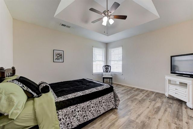 541 NW 169th Street, Edmond, OK 73012