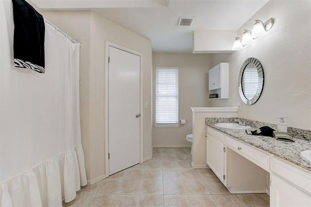 541 NW 169th Street, Edmond, OK 73012