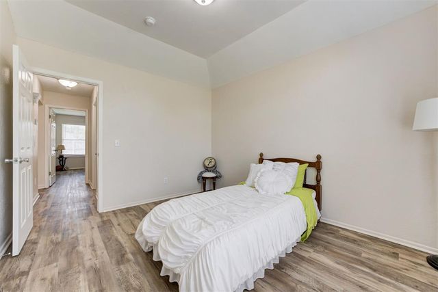 541 NW 169th Street, Edmond, OK 73012