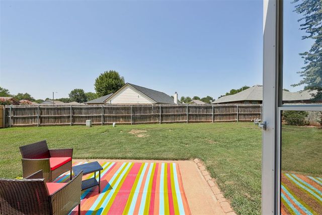 541 NW 169th Street, Edmond, OK 73012