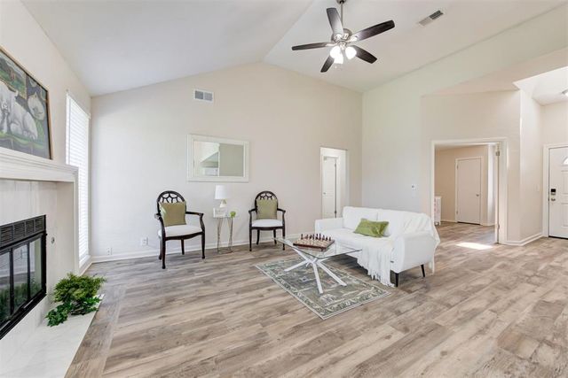 541 NW 169th Street, Edmond, OK 73012