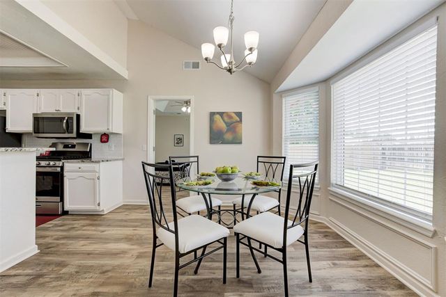 541 NW 169th Street, Edmond, OK 73012