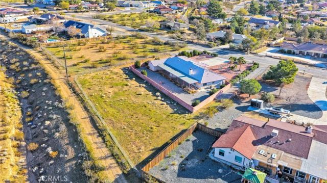 16460 Malahat Road, Apple Valley, CA 92307