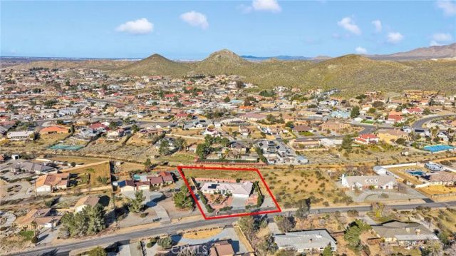 16460 Malahat Road, Apple Valley, CA 92307