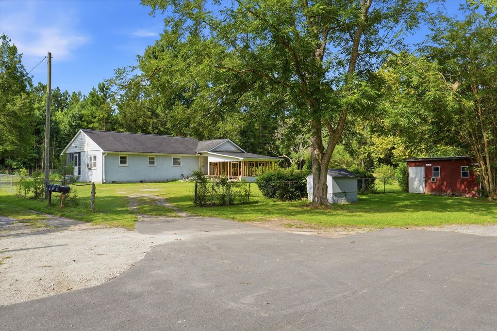 1129 Felix Lane, Summerville, SC 29483