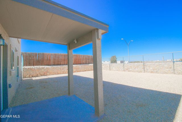 14693 Friesian Trail, El Paso, TX 79938