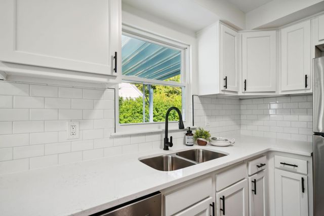 3205 Hamilton Avenue, Columbus, OH 43224