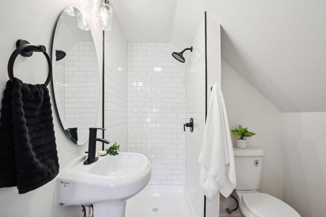 3205 Hamilton Avenue, Columbus, OH 43224