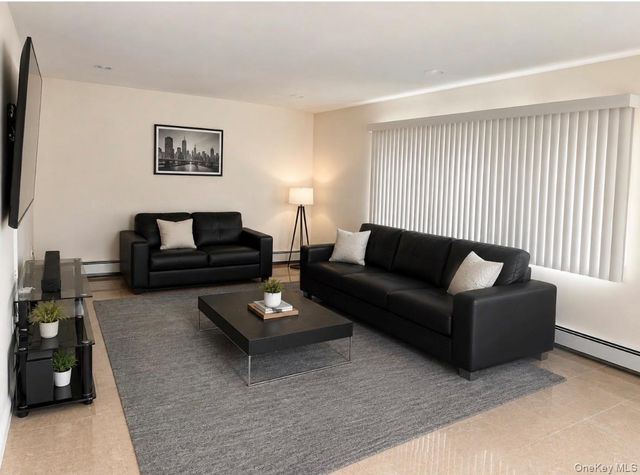 4161 Harriet Rd, Bethpage, NY 11714