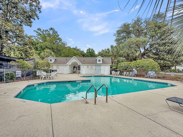 1504 Royal Colony Road, Johns Island, SC 29455