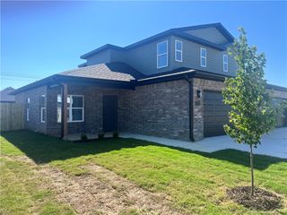 620 Cosmos Street, Centerton, AR 72719