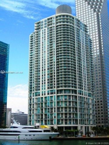 300 S Biscayne Blvd T-3004, Miami, FL 33131