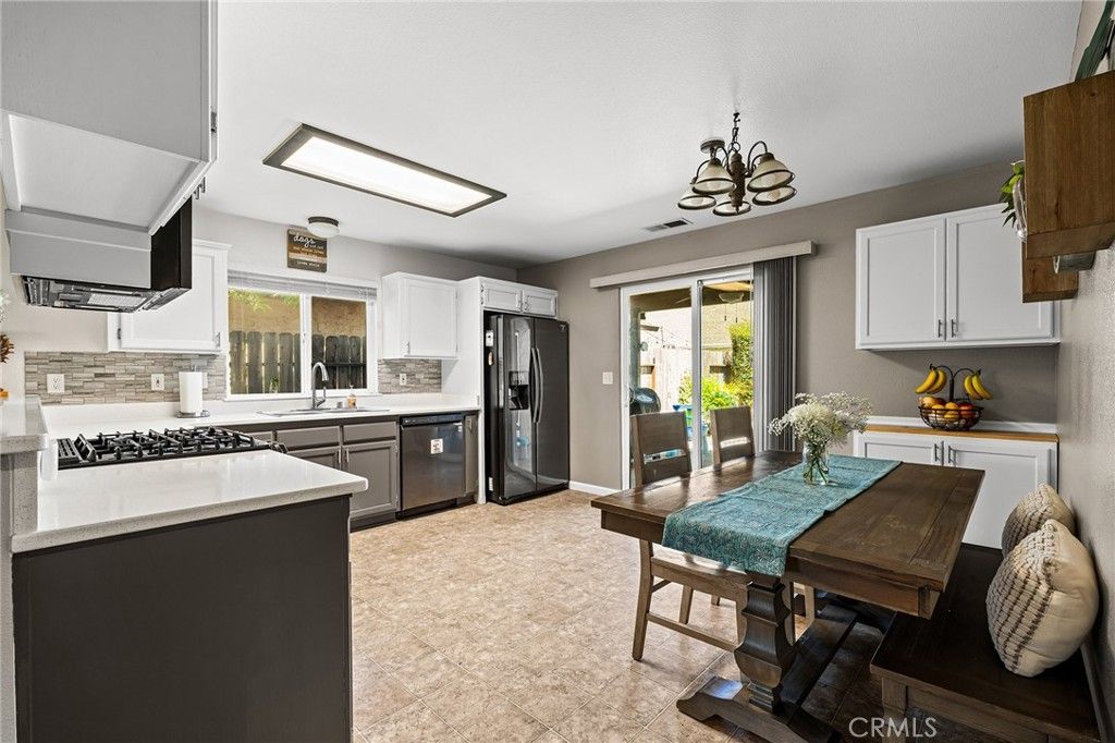 Image 10 of property listing at 1005 Windsor, Chico, CA 95926