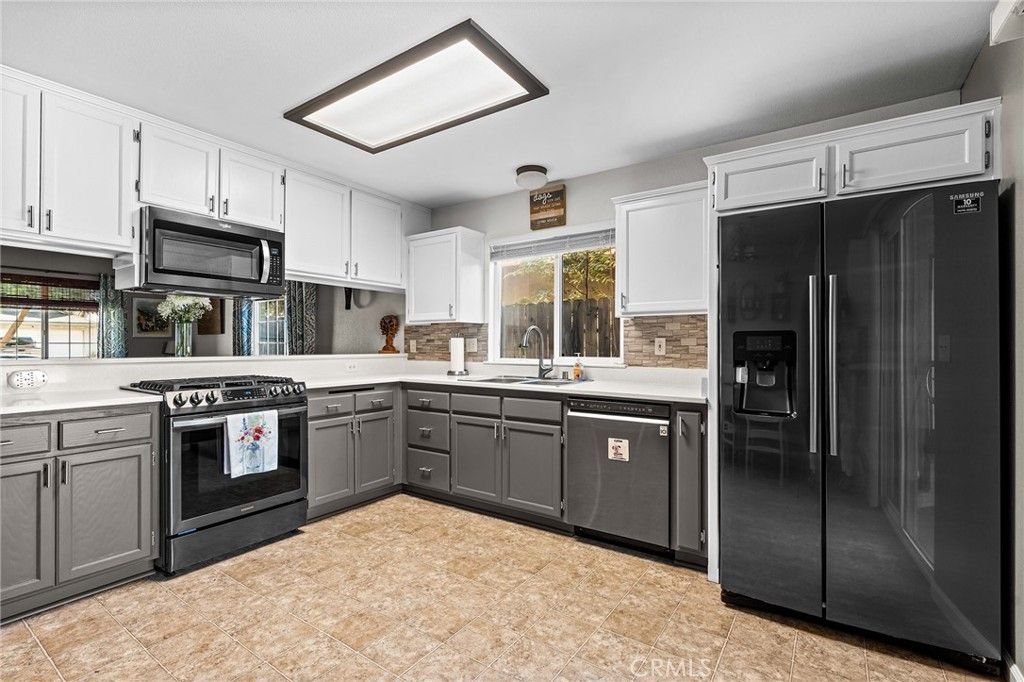 Image 12 of property listing at 1005 Windsor, Chico, CA 95926