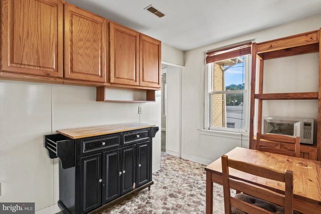 201 N LINE ST, Lansdale, PA 19446