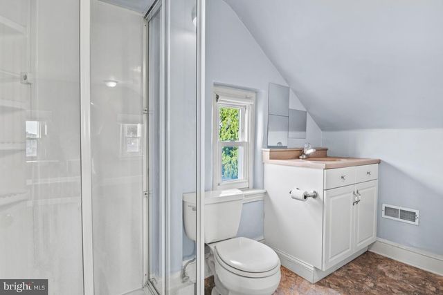 201 N LINE ST, Lansdale, PA 19446