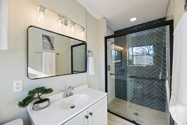 5909 Sandra Drive, Fort Worth, TX 76133