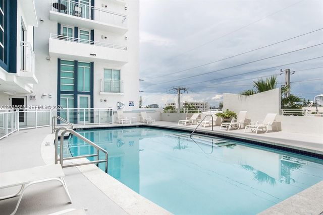 7600 Collins Ave 712, Miami Beach, FL 33141