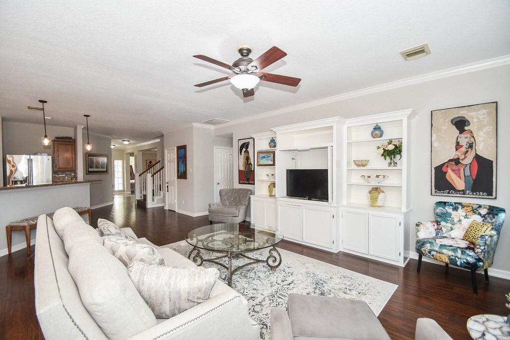 1119 Lexington Green Drive, Missouri City, TX 77459