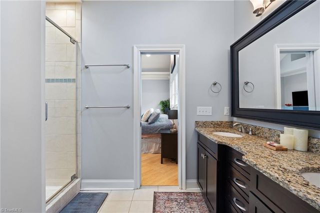 160 Park Pointe Circle, Winston-salem, NC 27104