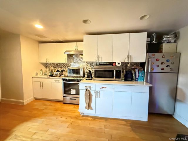 14-18 114th Street, College Point, NY 11356