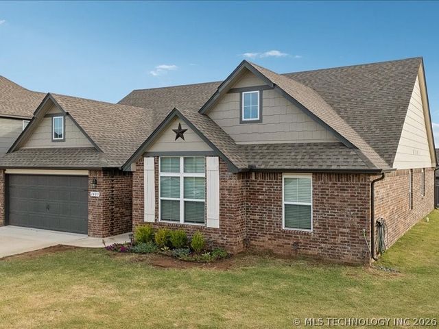 1403 E New Orleans Place, Broken Arrow, OK 74011