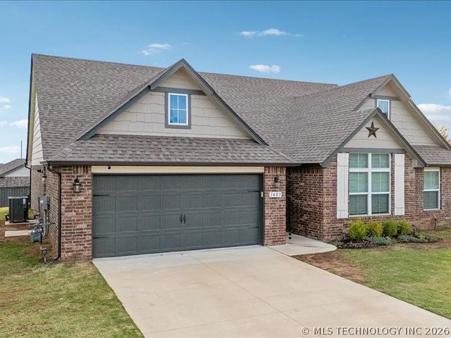 1403 E New Orleans Place, Broken Arrow, OK 74011