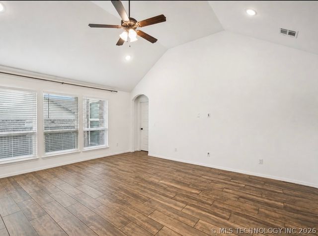1403 E New Orleans Place, Broken Arrow, OK 74011
