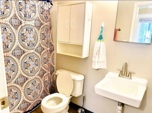 1002 5th Street N, Fargo, ND 58102