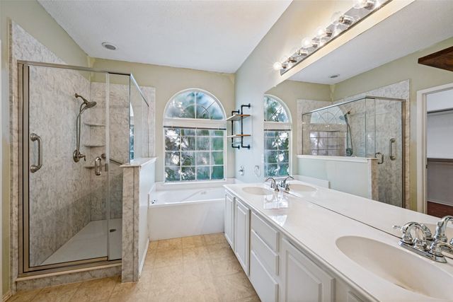 8043 Southern Pine Way, Fort Worth, TX 76123