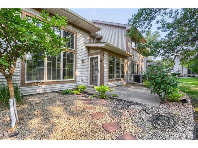 1896 Beebe Road, Maplewood, MN 55109