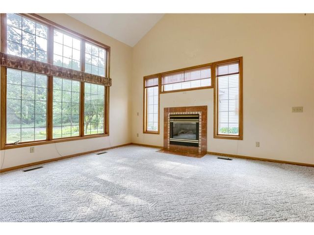 1896 Beebe Road, Maplewood, MN 55109