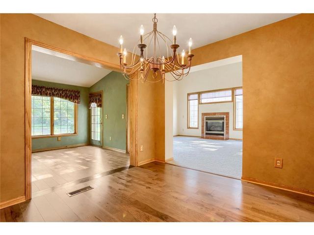 1896 Beebe Road, Maplewood, MN 55109