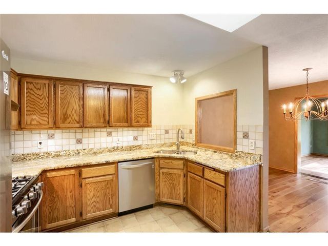 1896 Beebe Road, Maplewood, MN 55109